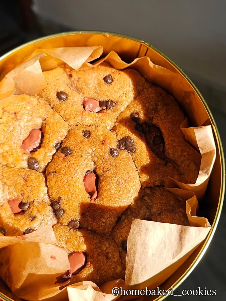 cookie tin