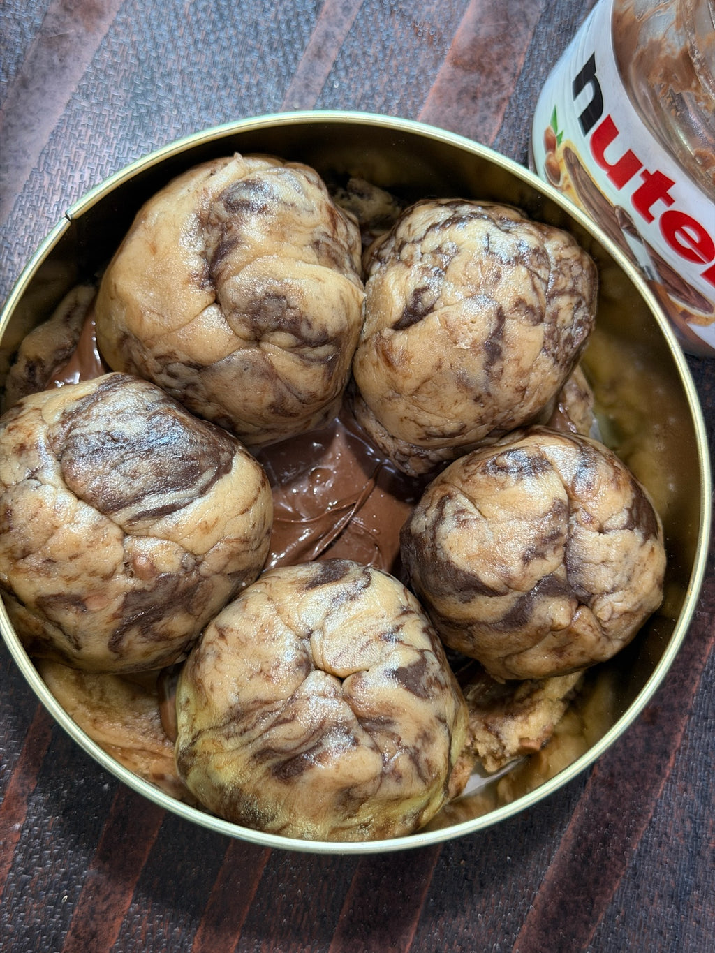 cookie tin